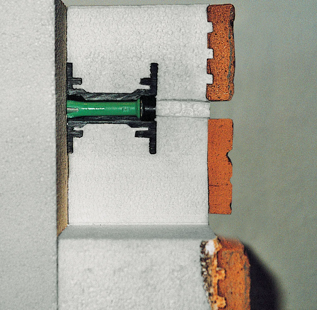 Eingeschäumte Befestigungsbuchse